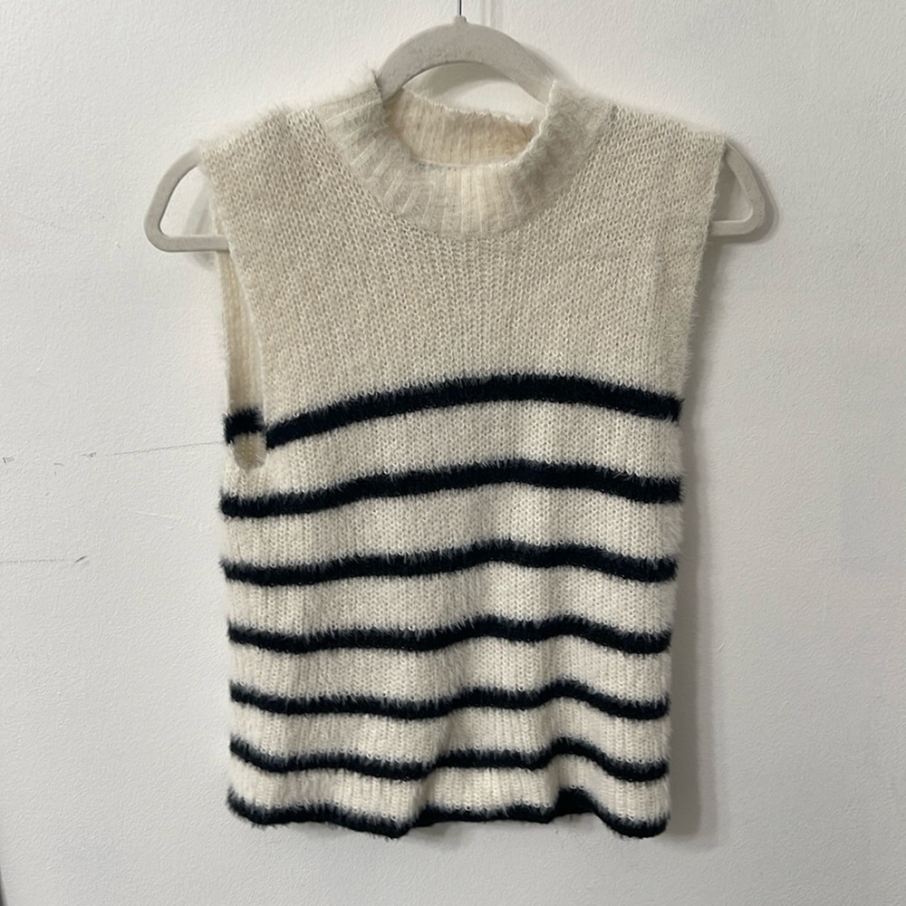 Sleeveless striped sweater